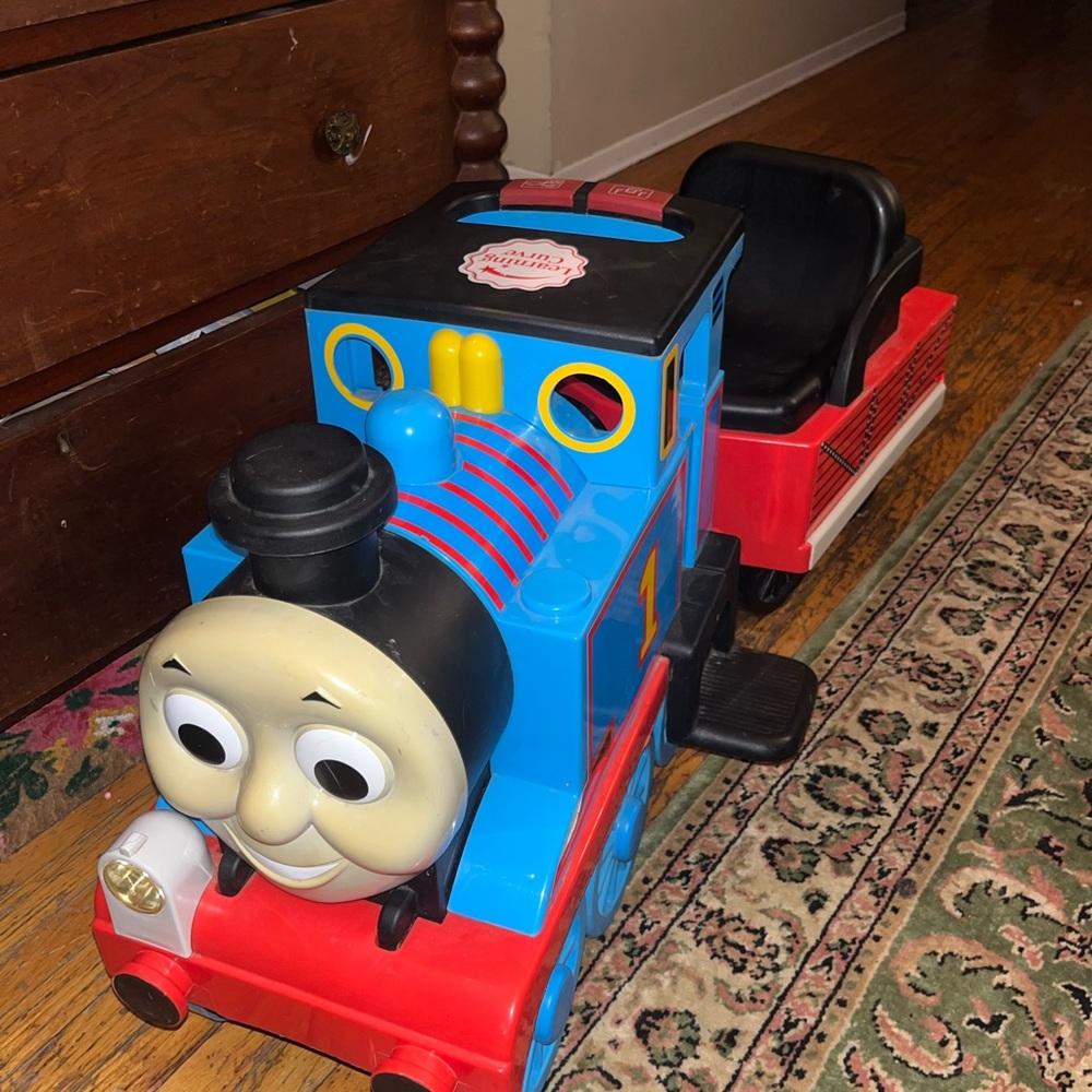 Thomas & Friends Battery-Operated Ride-On Train by Peg Perego - Picture 2 of 9
